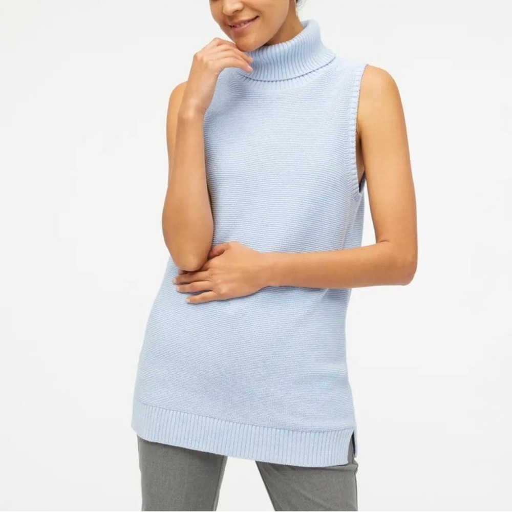 J Crew women’s sleeveless turtleneck sweater.